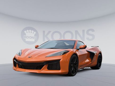 Used 2023 Chevrolet Corvette Z06 w/ Stealth Interior Trim Package RWD image 1