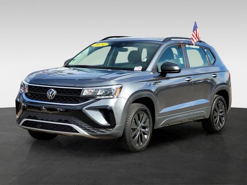 Used 2024 Volkswagen Taos S image 8