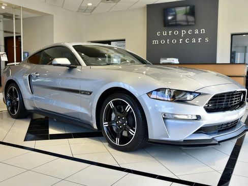 Used 2020 Ford Mustang GT Premium w/ Equipment Group 401A image 1