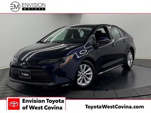 Used 2026 Toyota Corolla LE w/ LE Premium Package FWD image 1