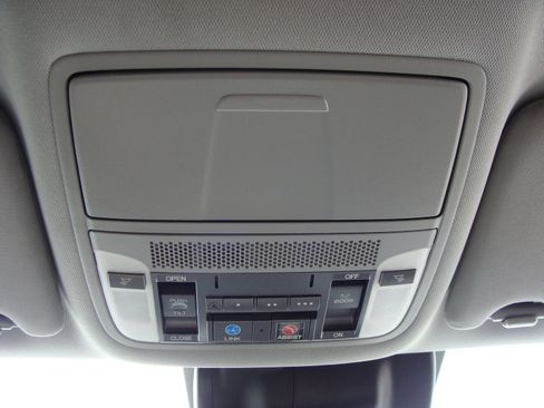 Used 2020 Acura MDX SH-AWD w/ Technology Package image 34