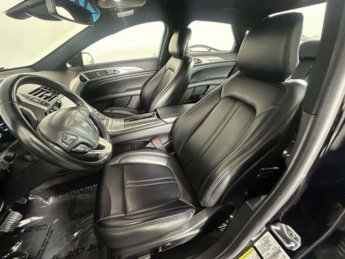 Used 2019 Lincoln MKZ Premiere image 22