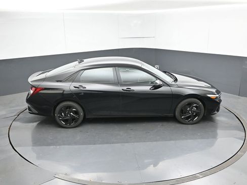 New 2026 Hyundai Elantra Sport image 22