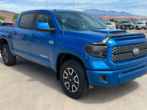 Used 2018 Toyota Tundra SR5 w/ TRD Sport Package AWD/4WD image 7