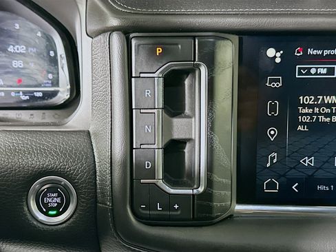 Used 2023 GMC Yukon Denali RWD image 21