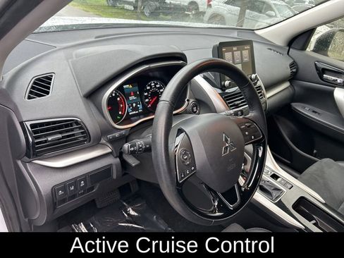 Used 2024 Mitsubishi Eclipse Cross SE image 16