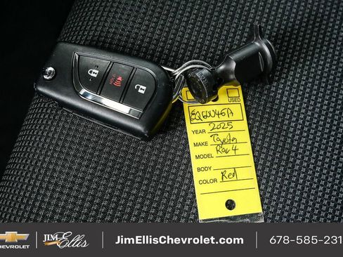 Used 2025 Toyota RAV4 LE image 36