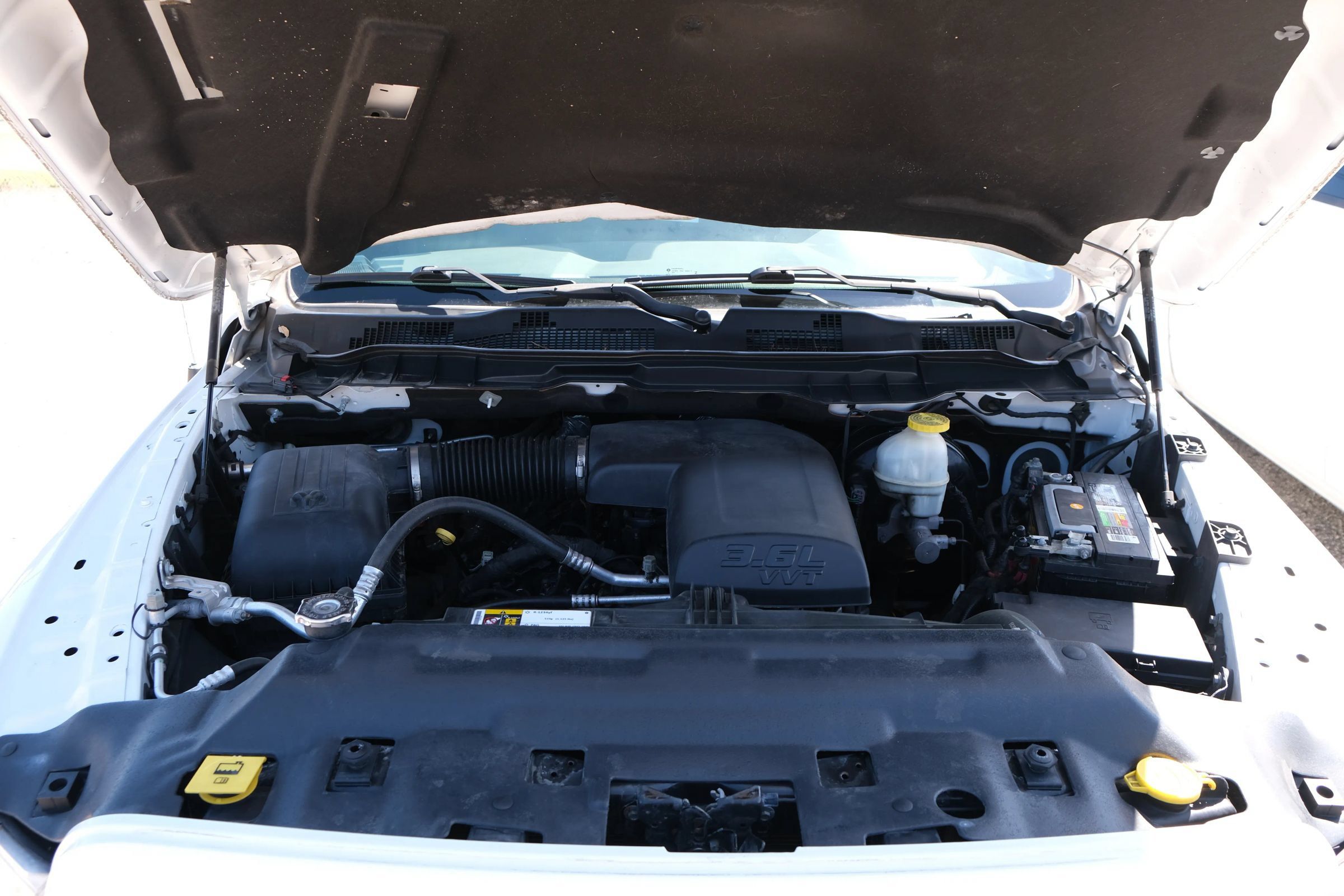 Used 2017 RAM 1500 Express AWD/4WD image 43