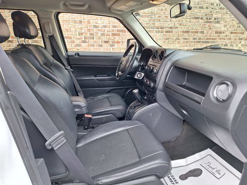 Used 2016 Jeep Patriot Sport w/ Power Value Group image 15