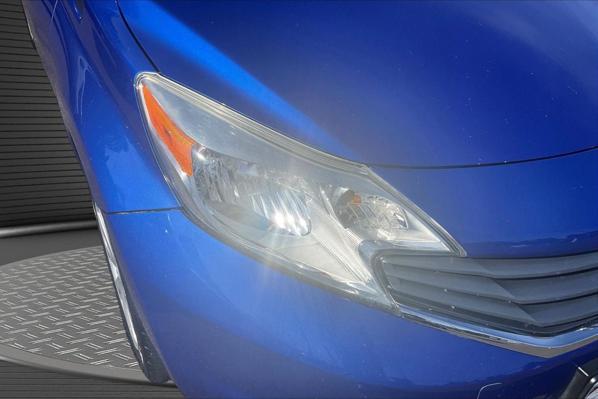 Used 2015 Nissan Versa Note SV FWD image 32