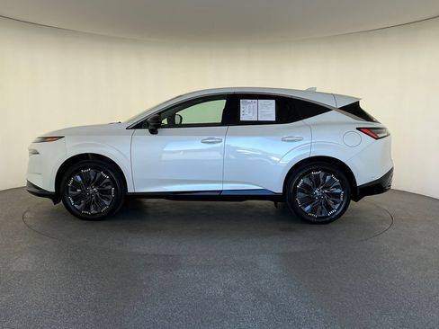 Used 2025 Nissan Murano Platinum w/ Cargo Package AWD/4WD image 9
