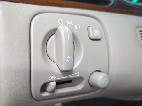 Used 2000 Cadillac Seville STS w/ Convenience Pkg FWD image 13