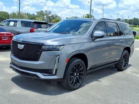 Used 2022 Cadillac Escalade Sport Platinum w/ LPO, ONYX Package AWD/4WD image 3