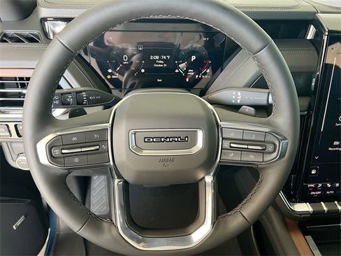 New 2026 GMC Yukon XL Denali image 7