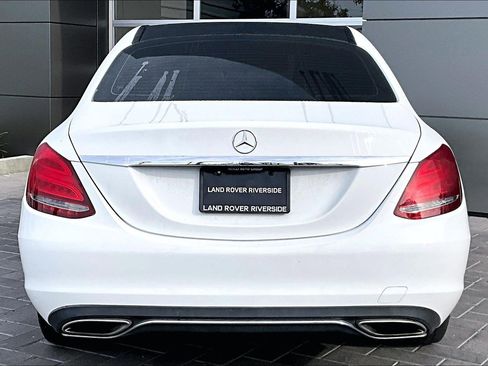 Used 2016 Mercedes-Benz C 300 4MATIC Sedan image 4