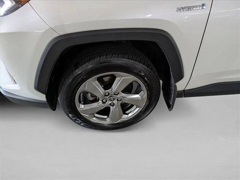 Used 2020 Toyota RAV4 Limited image 29