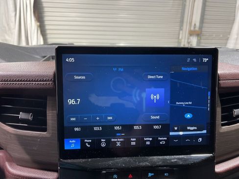 Used 2024 Ford Expedition Limited image 31