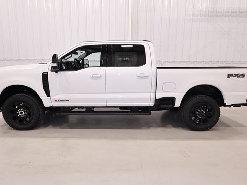 New 2026 Ford F350 Lariat w/ Black Appearance Package AWD/4WD image 6