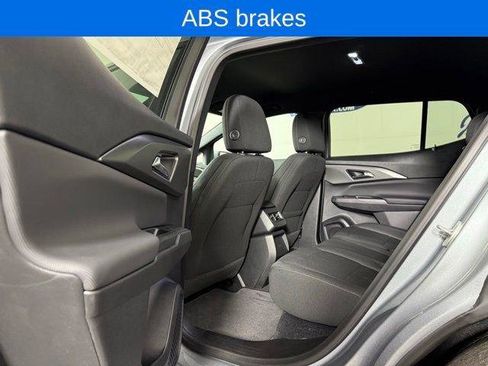 New 2026 Chevrolet Equinox EV LT image 12