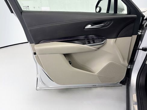 Used 2022 Cadillac XT4 Luxury w/ Driver Awareness Package image 22