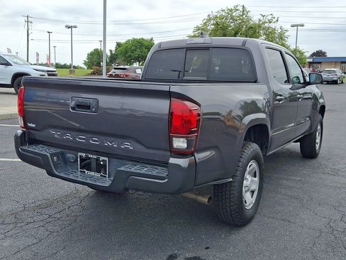 Used 2022 Toyota Tacoma SR w/ SR Convenience Package RWD image 6