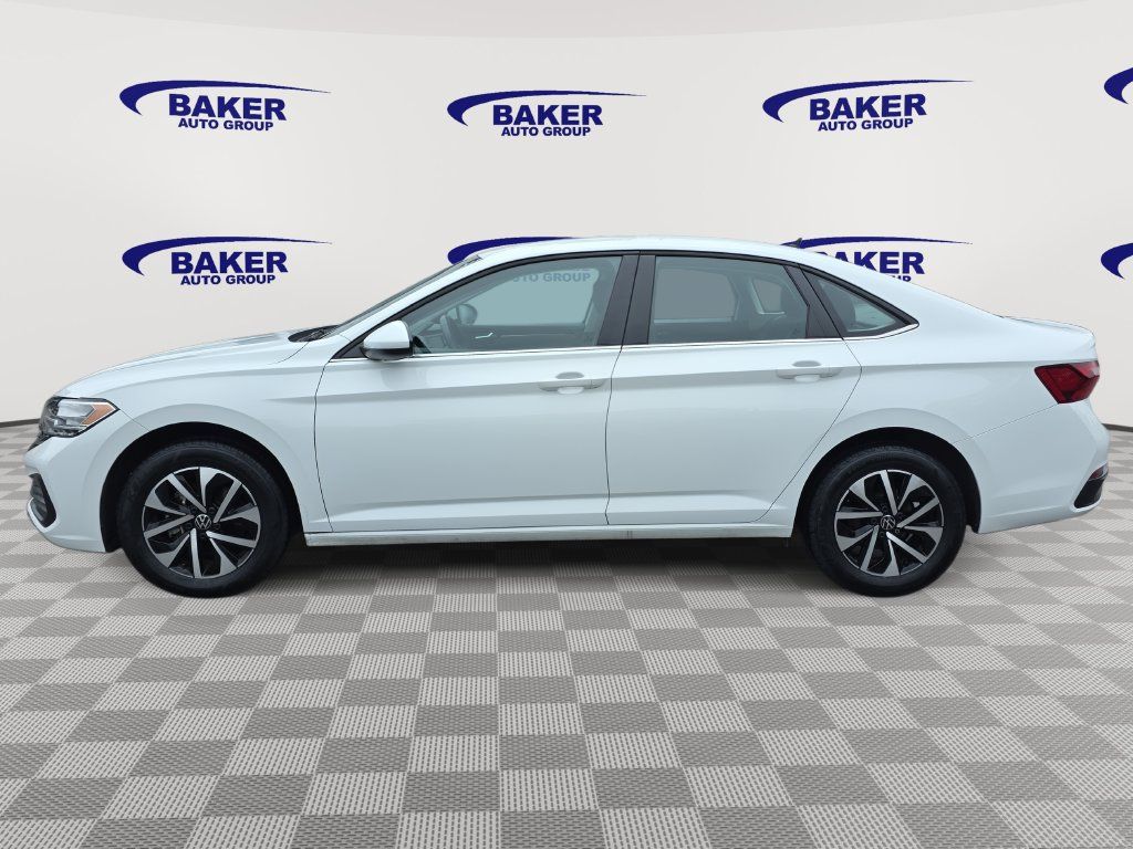 Used 2024 Volkswagen Jetta S FWD image 8