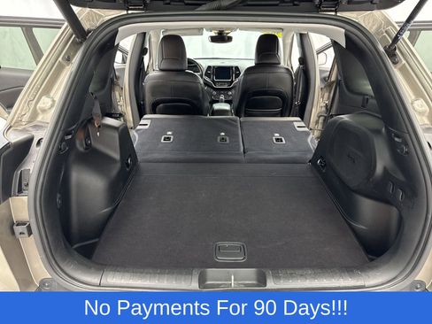 Used 2020 Jeep Cherokee Limited w/ Technology Group AWD/4WD image 42