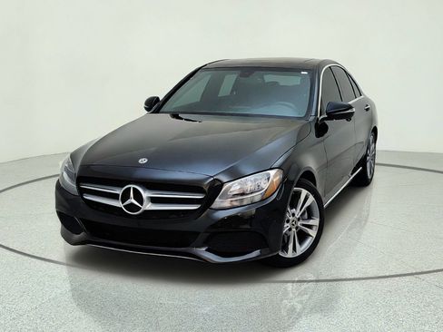 Used 2018 Mercedes-Benz C 300 Sedan image 2