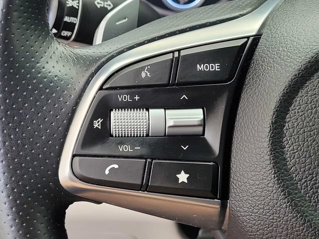 Used 2023 Genesis G70 2.0T RWD image 29
