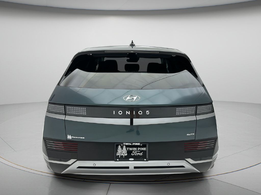 Used 2024 Hyundai Ioniq 5 SEL AWD/4WD image 7