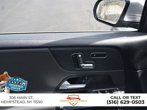 Used 2022 Mercedes-Benz GLB 35 AMG 4MATIC image 13