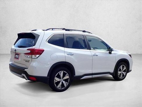 Used 2019 Subaru Forester Touring AWD/4WD image 9