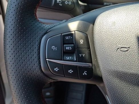 Used 2023 Ford Escape ST-Line w/ Tech Pack #1 FWD image 17