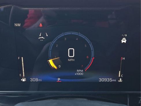 Used 2024 Chevrolet Trax RS w/ Driver Confidence Package image 19