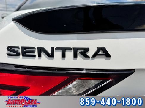 Used 2025 Nissan Sentra SR w/ Midnight Edition FWD image 17