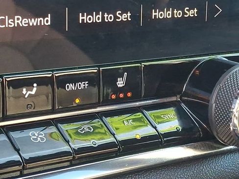 Certified 2023 Chevrolet Colorado LT w/ LT Convenience Package II RWD image 24