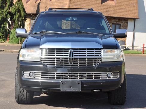 Used 2007 Lincoln Navigator L 4WD image 5