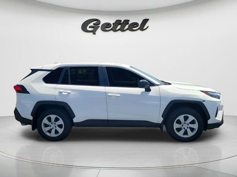 Used 2024 Toyota RAV4 LE FWD image 5