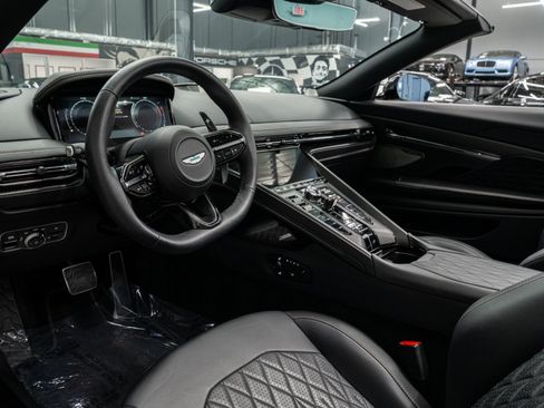Used 2025 Aston Martin DB12 Convertible RWD image 12
