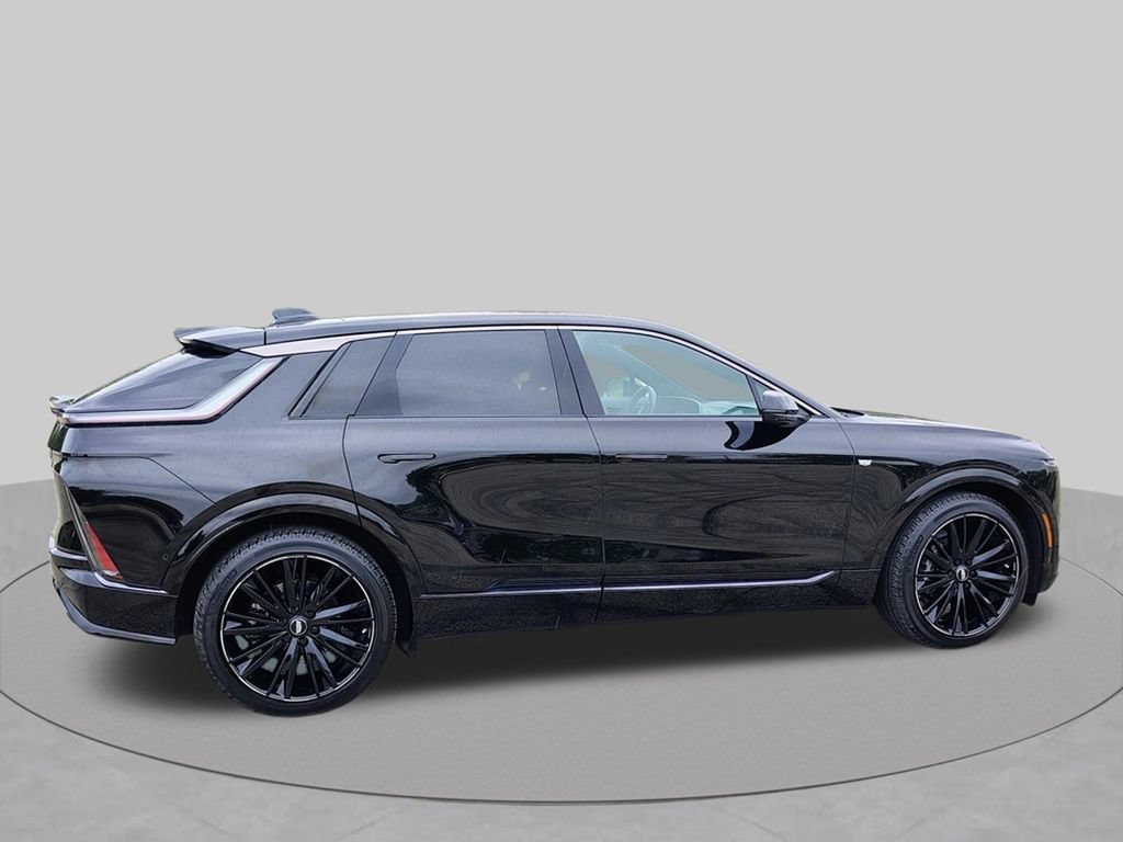 Used 2024 Cadillac Lyriq Sport AWD/4WD image 10