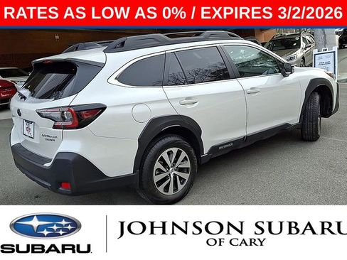 Certified 2025 Subaru Outback Premium image 9
