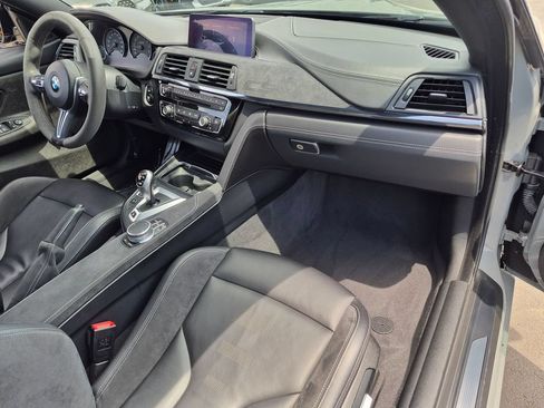 Used 2020 BMW M4 CS w/ Executive Package RWD image 9