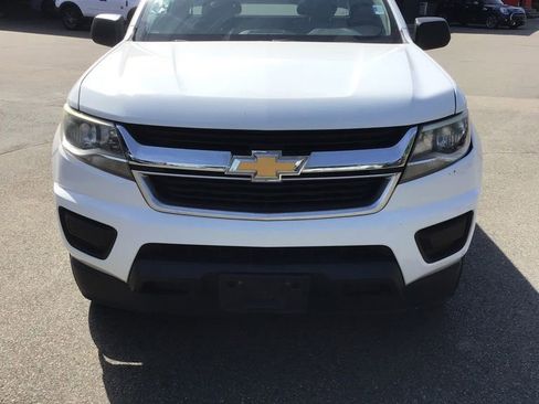 Used 2019 Chevrolet Colorado W/T w/ WT Convenience Package RWD image 2