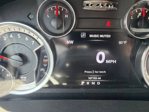 Used 2016 RAM 1500 Laramie w/ Convenience Group AWD/4WD image 15