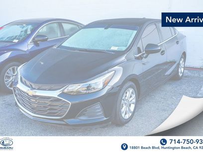 Used 2019 Chevrolet Cruze LT w/ Sun And Sound Package