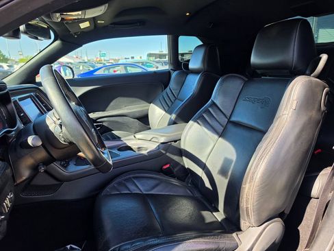 Used 2019 Dodge Challenger SRT Hellcat w/ Laguna Leather Package RWD image 10