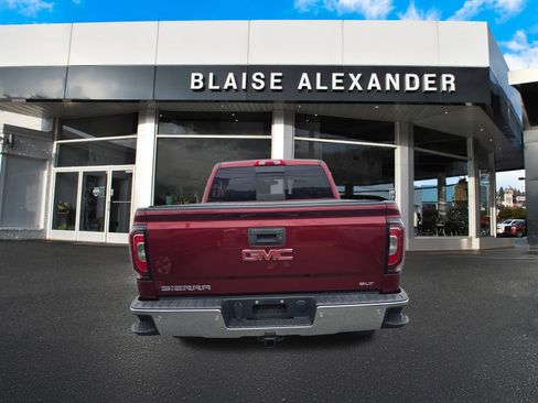 Used 2017 GMC Sierra 1500 SLT w/ SLT Premium Package AWD/4WD image 4