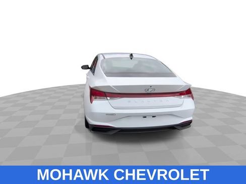 Used 2021 Hyundai Elantra SEL FWD image 7