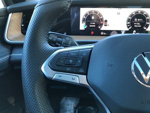 New 2026 Volkswagen Tiguan SEL R-Line image 22