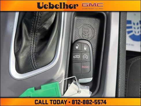 Used 2022 Dodge Charger SXT image 30